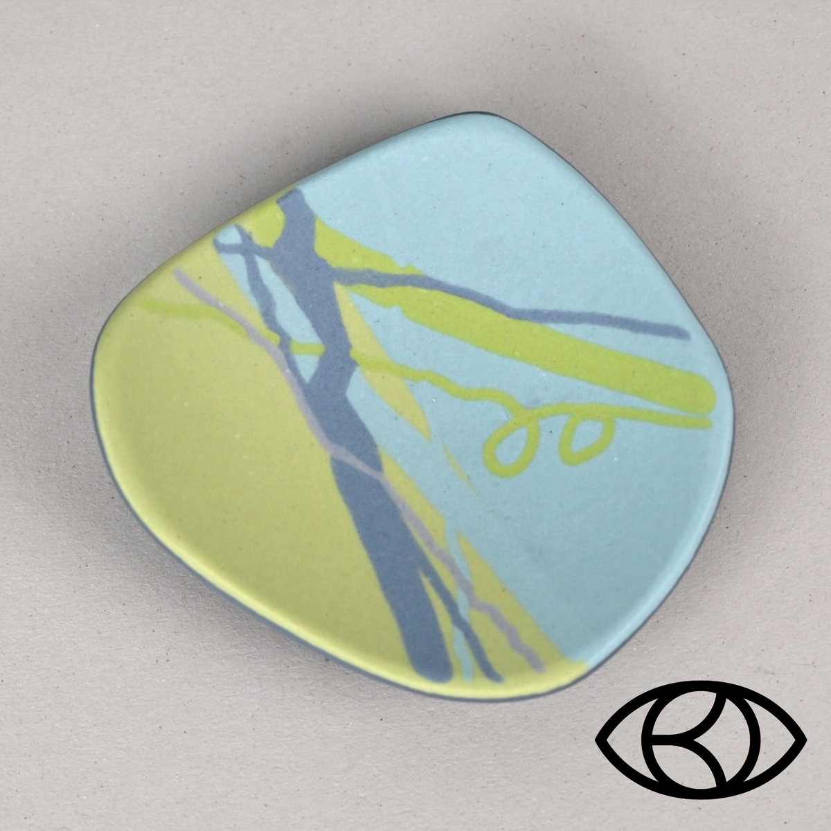 Horizon Collection: Small Dish 8
