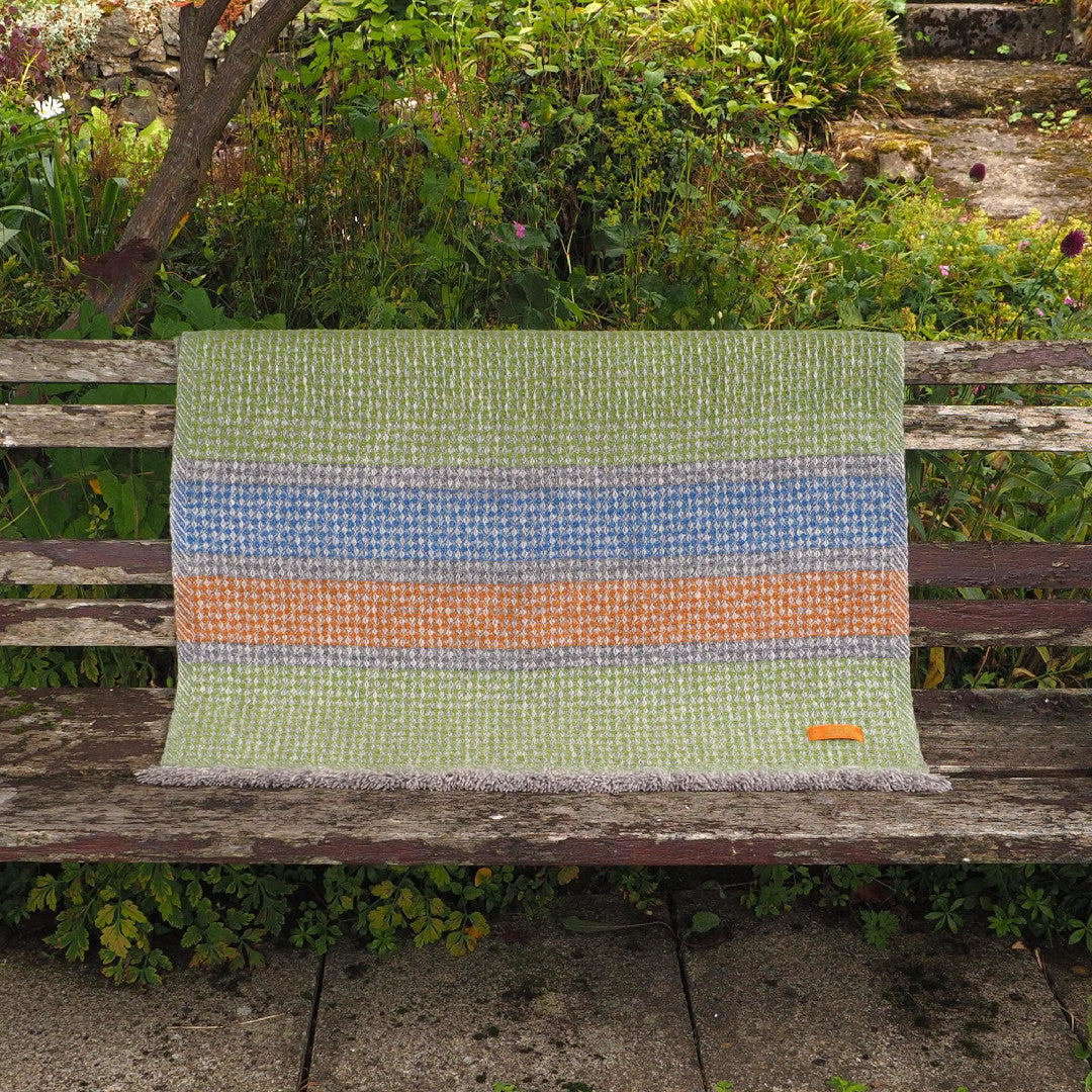 Sunset Shawl : Pasture - Barley - Loch