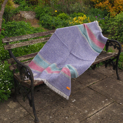 Sunset Shawl : Thistle - Crimson - Canal