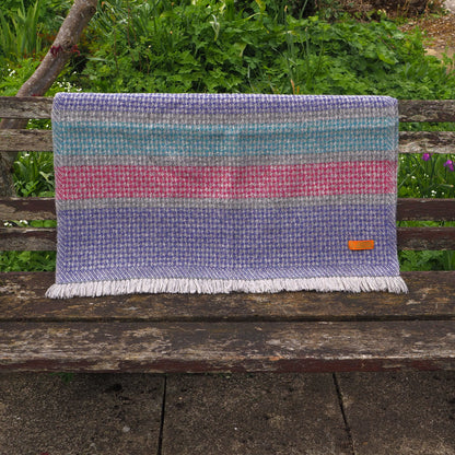 Sunset Shawl : Thistle - Crimson - Canal