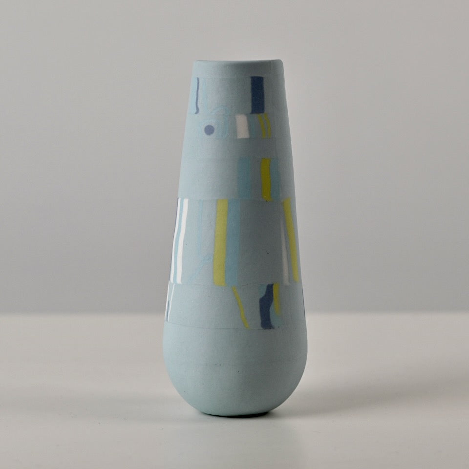 Horizon Collection: Yarn Cone Vase 1