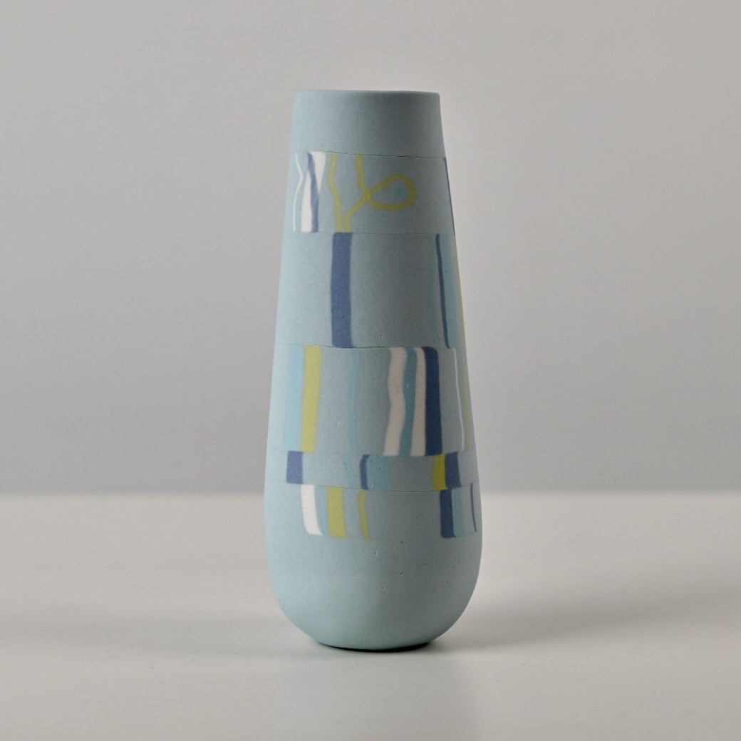 Horizon Collection: Yarn Cone Vase 2