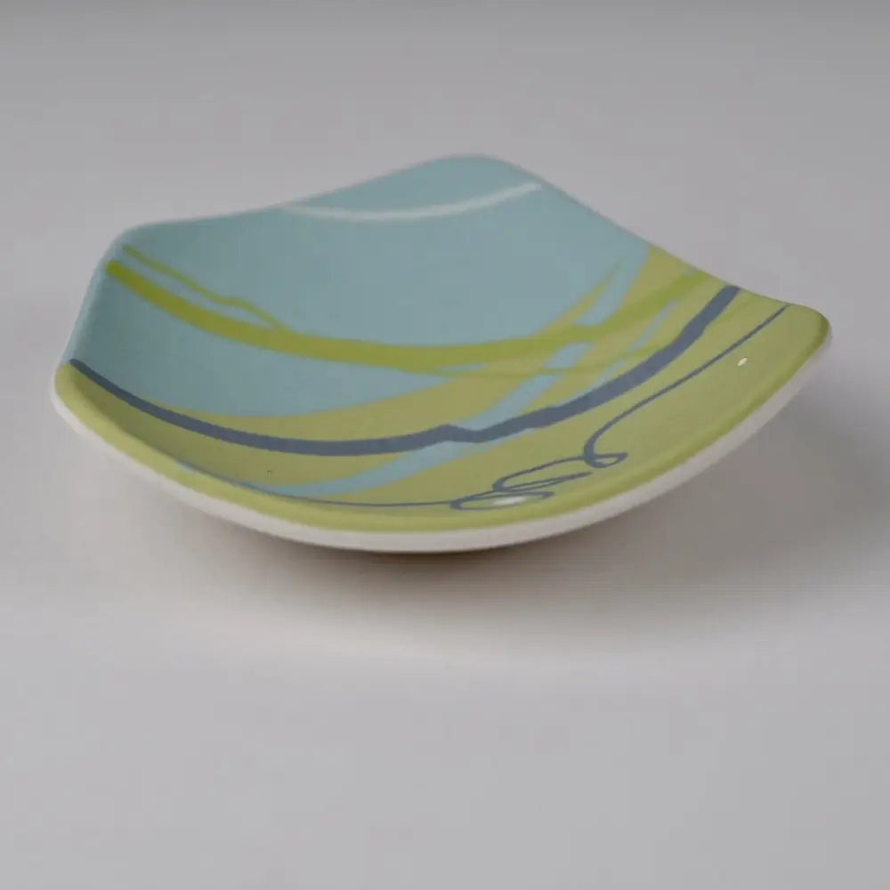 Horizon Collection: Medium Plate 2