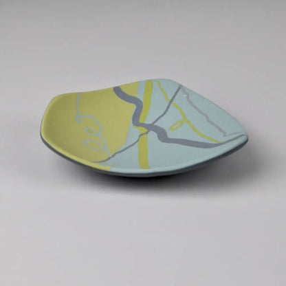 Horizon Collection: Medium Plate 3