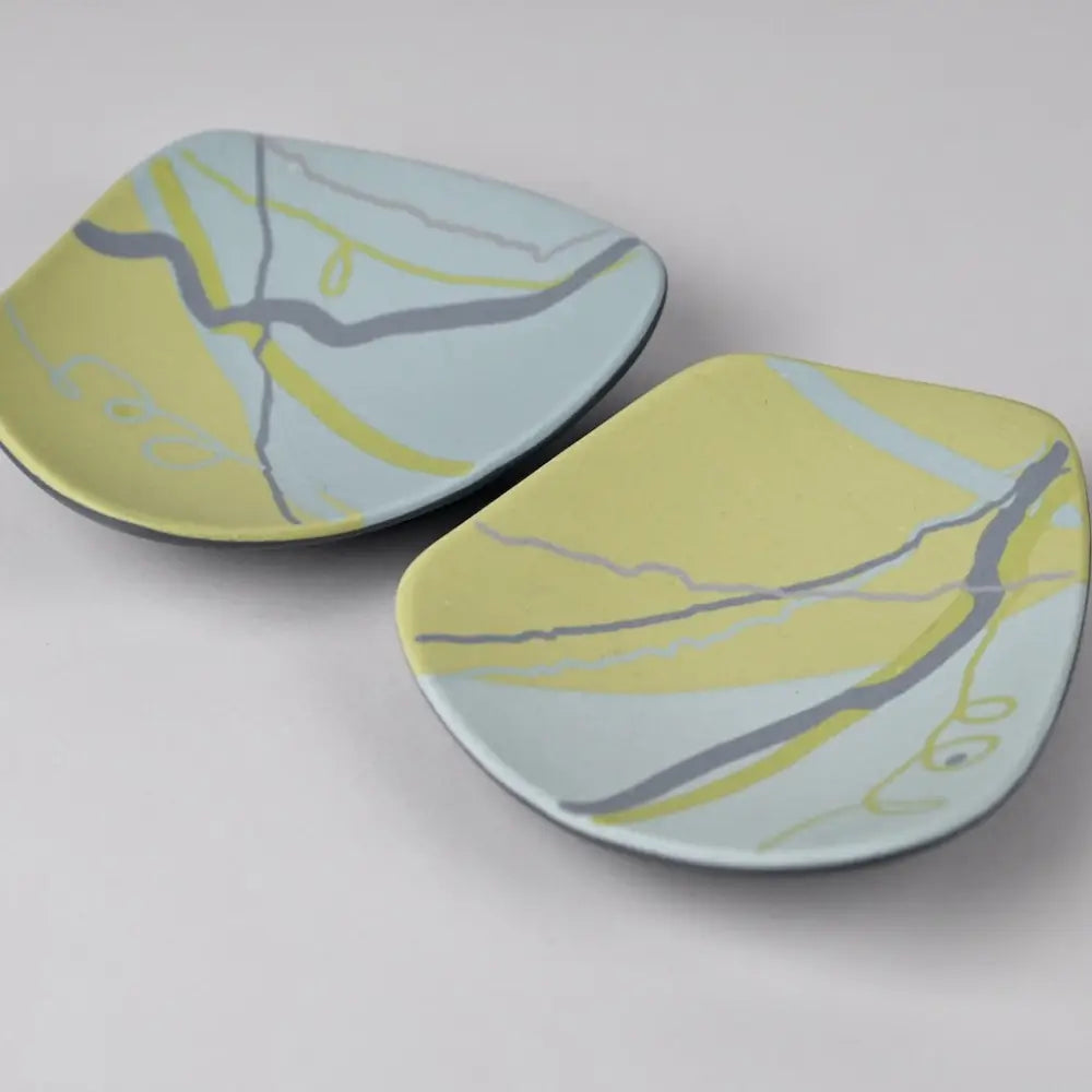 Horizon Collection: Medium Plate 3