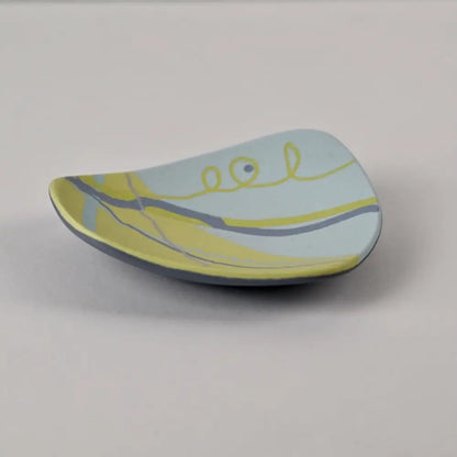 Horizon Collection: Medium Plate 4